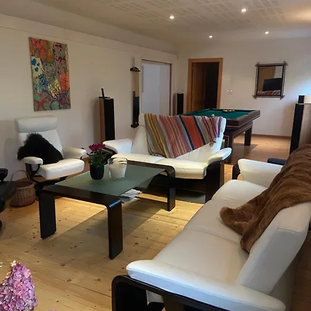 Les Hauts De La Piquante Pierre *