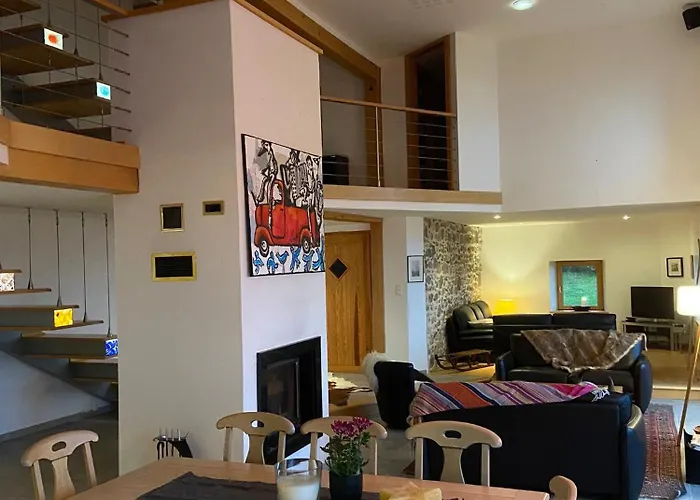 Les Hauts De La Piquante Pierre