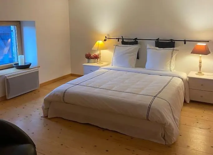 Les Hauts De La Piquante Pierre Semesterbostad *